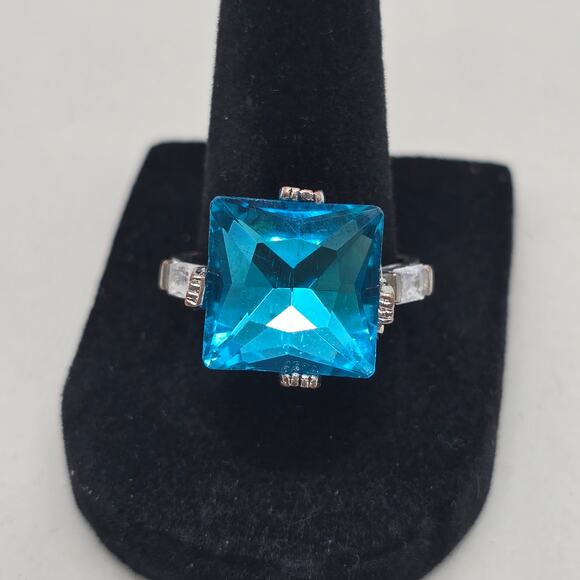 S925 Sterling Silver Square Blue Stone Rhinestone Cocktail Ring Size 9 Elegant - Picture 1 of 5